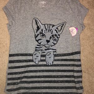 KOHLS girl’s gray t shirt with sparkle kitten